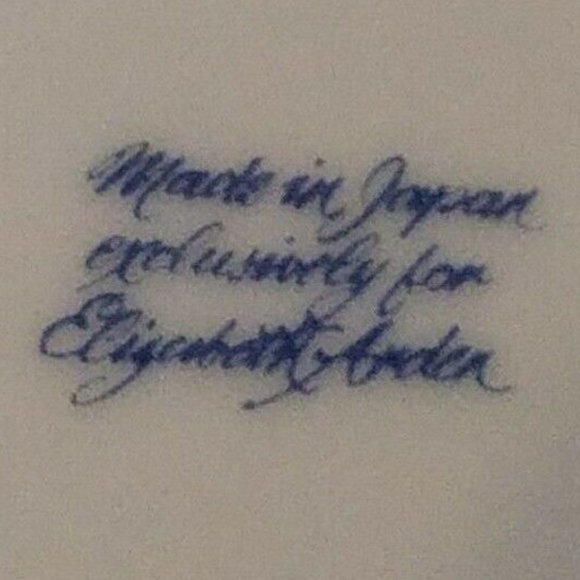 Vtg Elizabeth Arden Porcelain Heart Trinket Box Flowers Japan - Picture 6 of 7